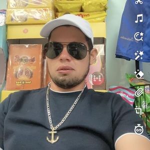 Meet your Posher, Alex